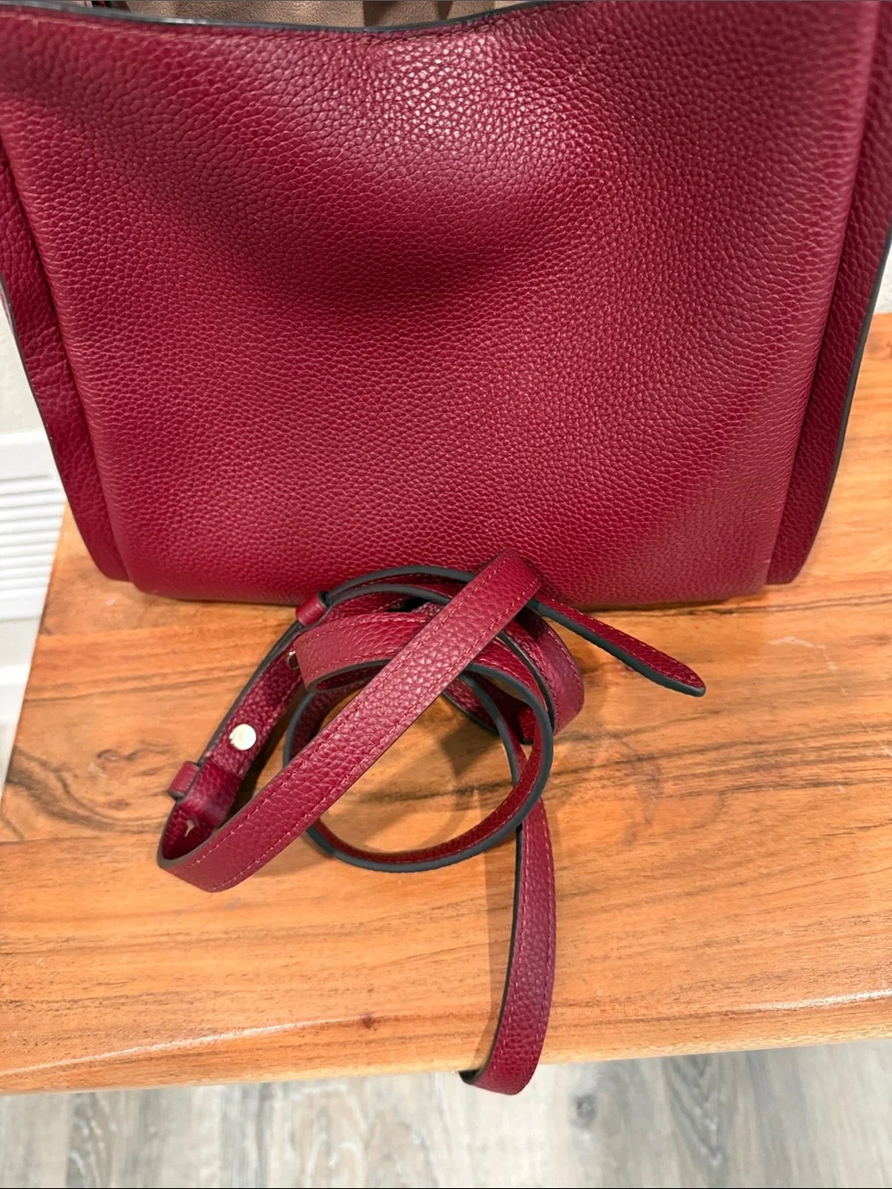 kate spade knott Burgundy red Pebbled Leather Shoulder Bag